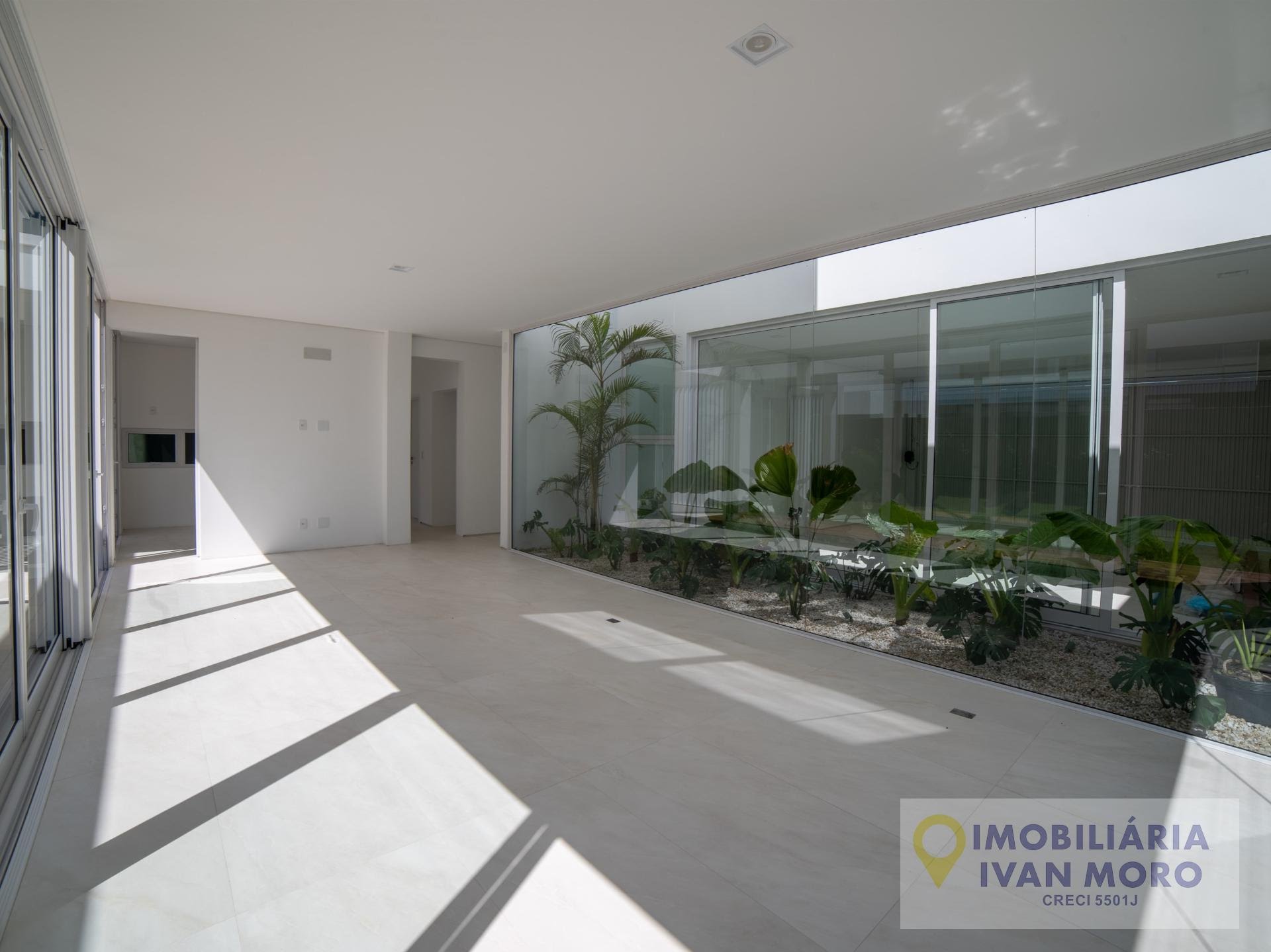 Casa à venda com 4 quartos, 4 suítes, 6 vagas e 297m² no São João do Rio Vermelho, Florianópolis (SC) — foto 9 de 30