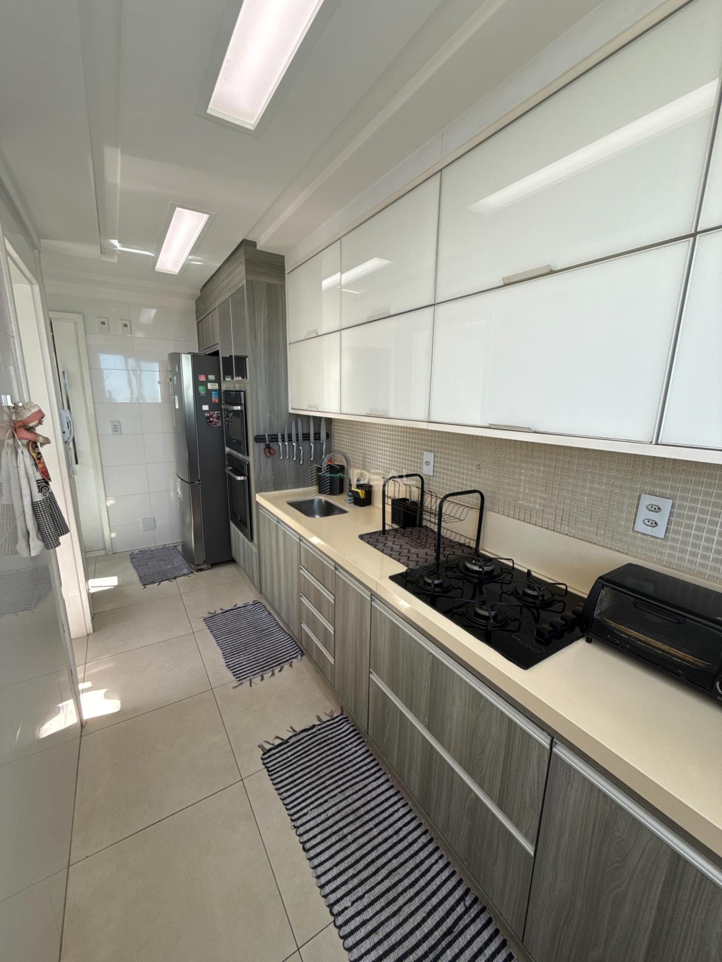 Apartamento à venda com 3 quartos, 1 suíte, 2 vagas e 105m² no Parque Tamandaré, Campos dos Goytacazes (RJ) — foto 20 de 25