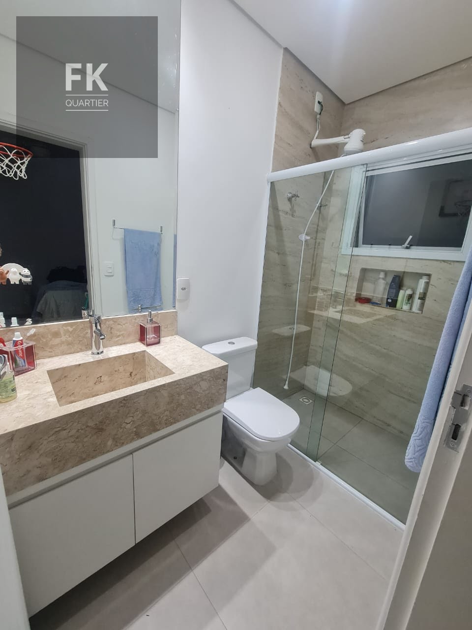 Casa à venda com 3 quartos, 3 suítes, 4 vagas e 266m² no Suru, Santana de Parnaíba (SP) — foto 21 de 26