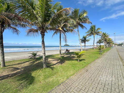Apartamento Mobiliado com 3 Suítes em Guaratuba