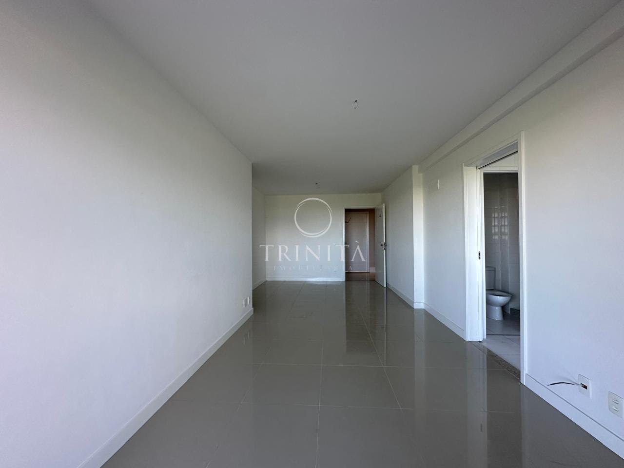 sala-trinitaimobiliaria-puraporartefacto