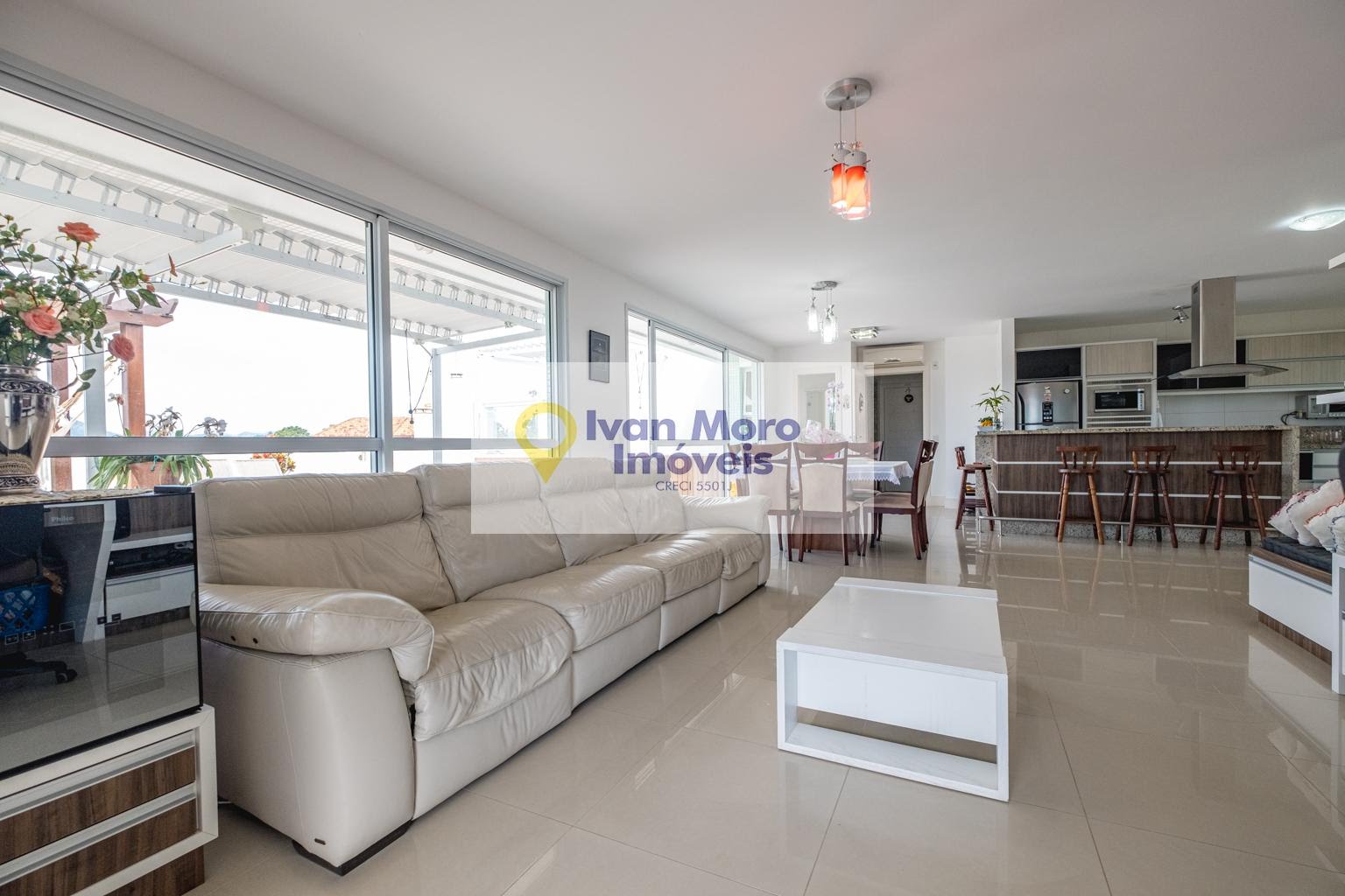 Cobertura à venda com 3 quartos, 3 suítes, 2 vagas e 265m² no Canasvieiras, Florianópolis (SC) — foto 2 de 30