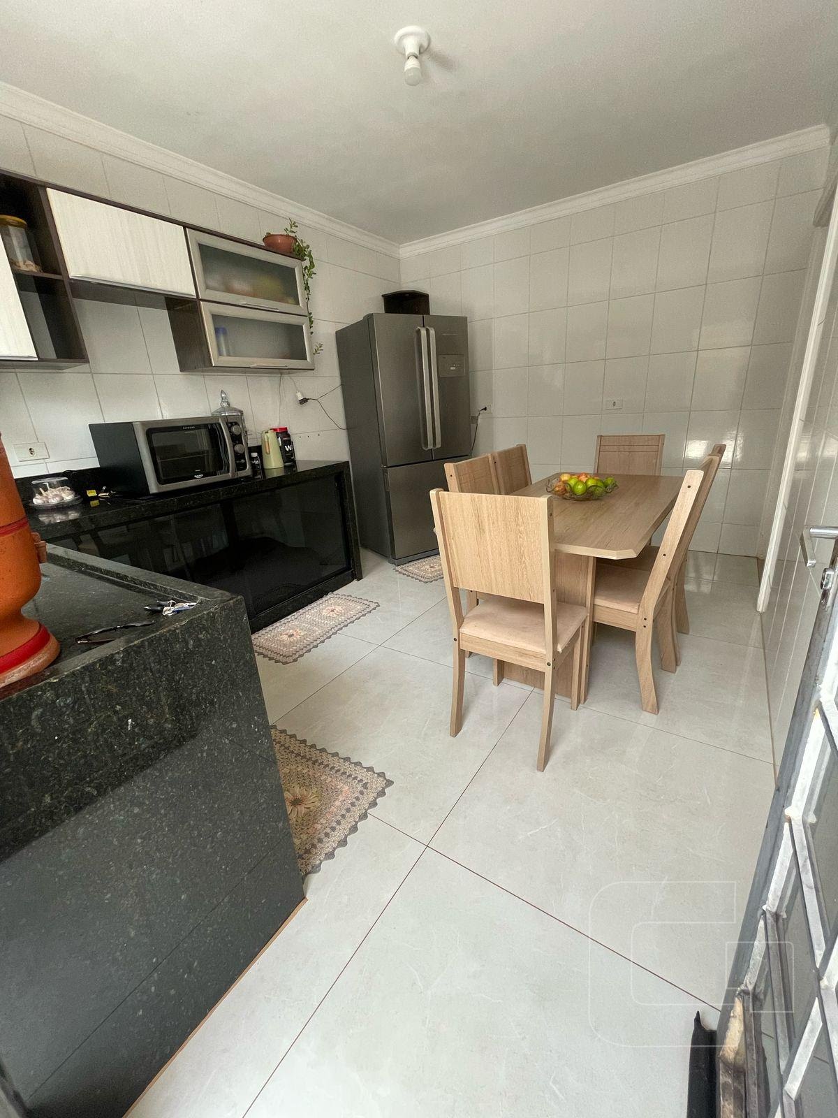Casa à venda com 3 quartos, 4 vagas e 278m² no Jardim Flamingos, Apucarana (PR) — foto 8 de 26
