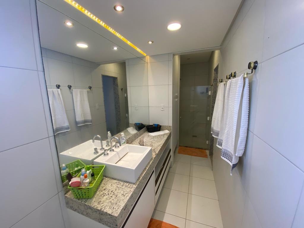 Apartamento à venda com 4 quartos, 4 suítes, 4 vagas e 210m² no Santa Mônica, Feira de Santana (BA) — foto 16 de 19