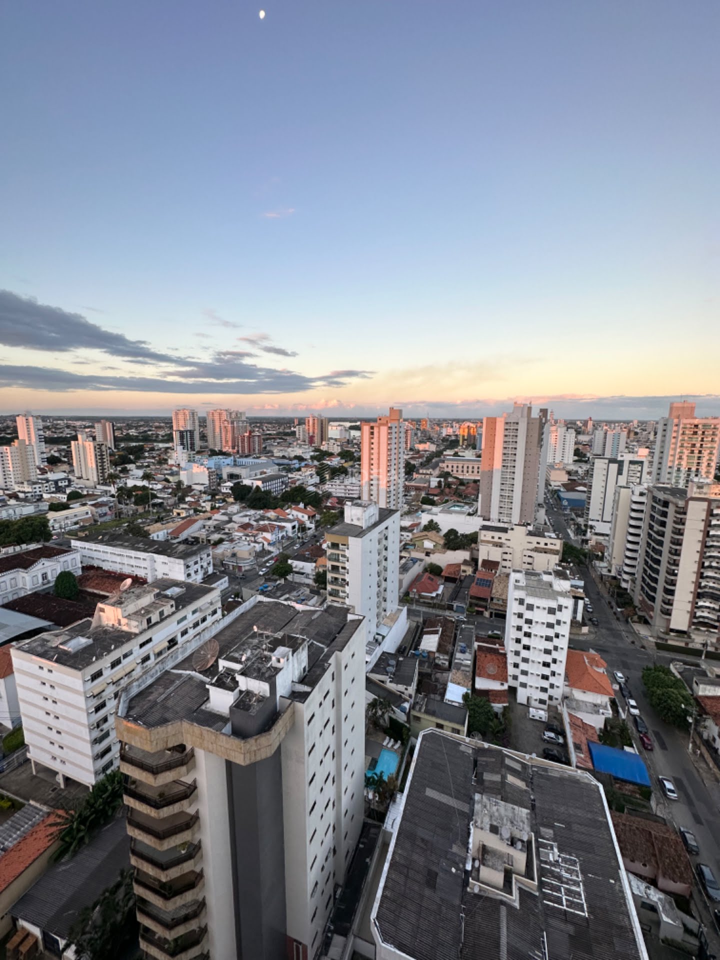 Apartamento à venda com 4 quartos, 3 suítes, 3 vagas e 160m² no Jardim Maria de Queiroz, Campos dos Goytacazes (RJ) — foto 24 de 30
