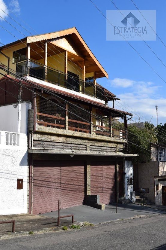 Casa à venda com 4 quartos, 3 suítes, 4 vagas e 110m² no Cascatinha, Petrópolis (RJ) — foto 25 de 25