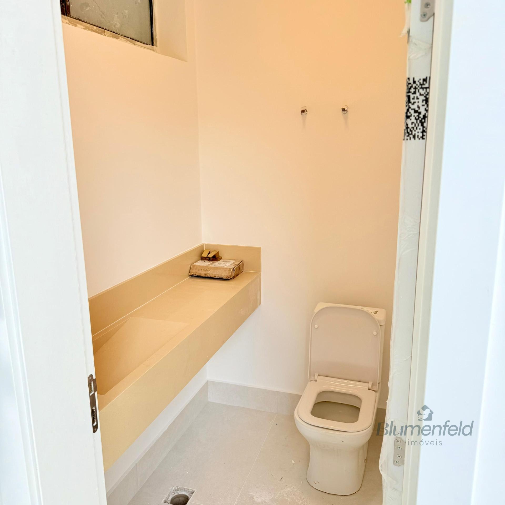 Casa à venda com 4 quartos, 4 suítes, 5 vagas e 134m² no Condomínio Real Park, Arujá (SP) — foto 15 de 18