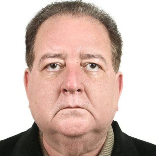 Corretor {{listing Broker().name}}