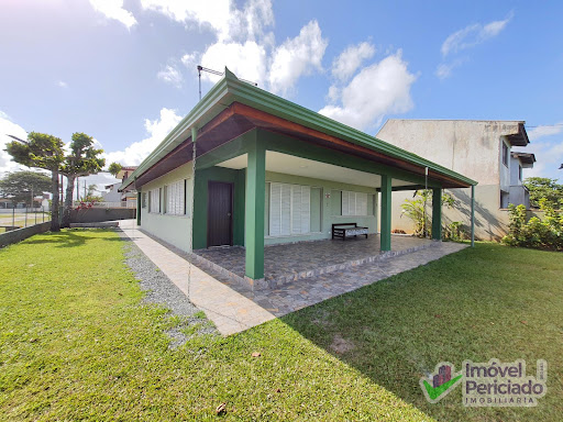 Casa para temporada, frente mar em Barra do Saí, Itapoá: 4 quartos, 243m²