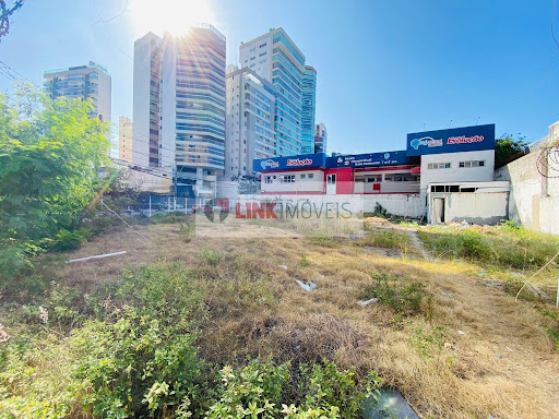 Terreno em Enseada do Suá - Vitória: 740m² à Venda por R$9M