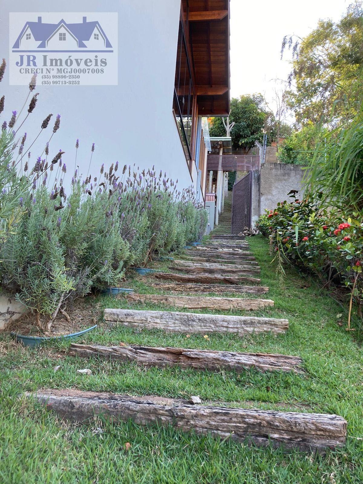 Casa à venda com 3 quartos, 1 suíte, 3 vagas e 310m² no Pinheirinho, Itajubá (MG) — foto 26 de 30
