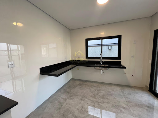 Casa à venda no Condomínio Villagio Wanel – Sorocaba/SP 135m² de área construída, 03 dormitórios, sendo 1 suítes e 04 vagas de garagem.