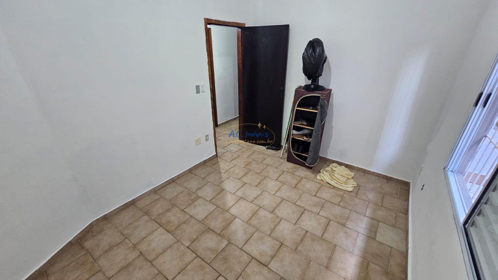 Casa à venda com 3 quartos, 1 suíte, 3 vagas e 190m² no Guilhermina, Praia Grande (SP) — foto 19 de 30