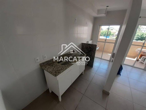 Apartamento em Banzato  -  Marília