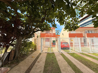 Sobrado em Balneário Caiobá - Matinhos, PR
