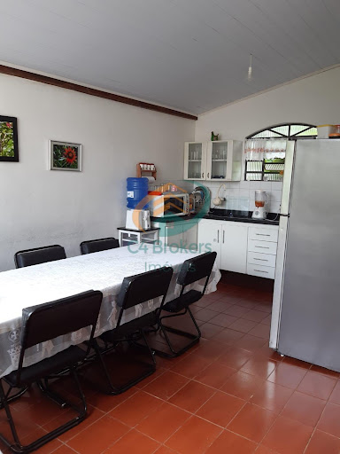Sobrado em Rua em Vista Alegre  -  Arujá