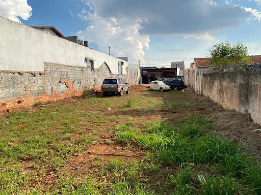 Área em Região Central  -  Caieiras