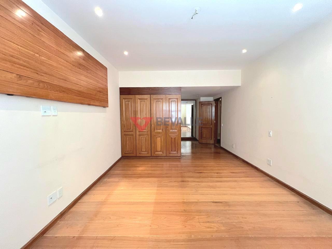 Apartamento à venda com 4 quartos, 2 suítes, 2 vagas e 490m² no Flamengo, Rio de Janeiro (RJ) — foto 20 de 30