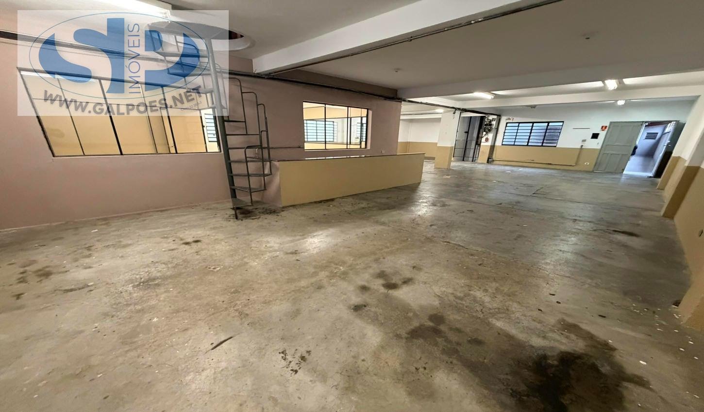 Depósito-Galpão, 467 m² - Foto 1