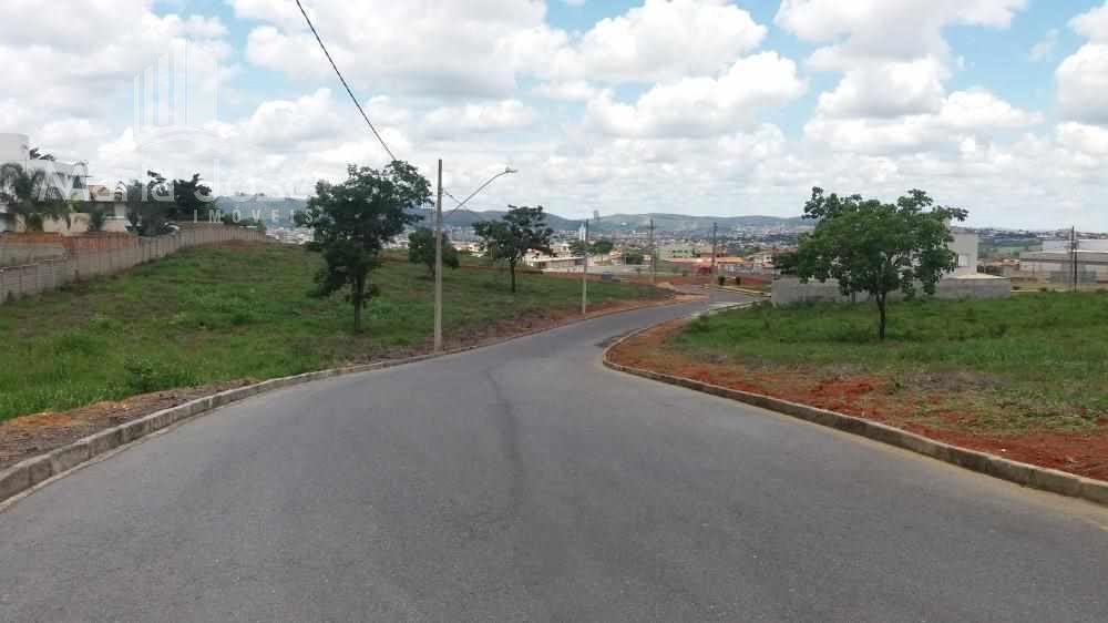 Terreno à venda com 830m² de terreno no Condomínio Parque das Nogueiras, Sete Lagoas (MG) — foto 7 de 19