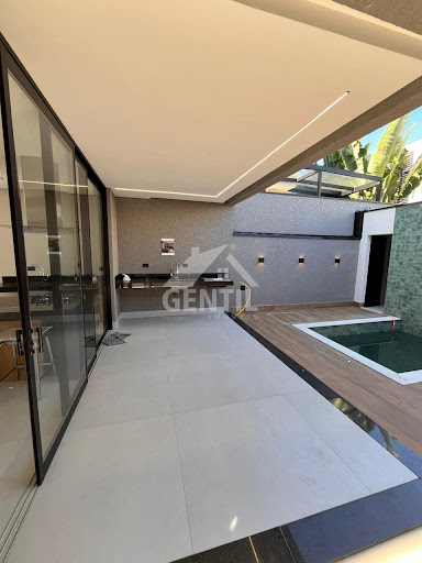 Casa Inteligente com Piscina e 3 Suítes no Nova Jaguari