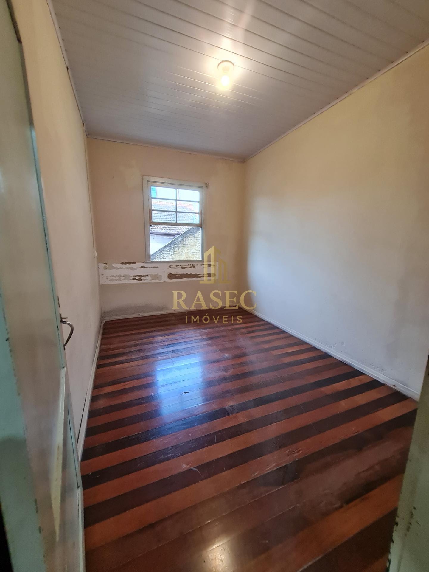 Sala 04