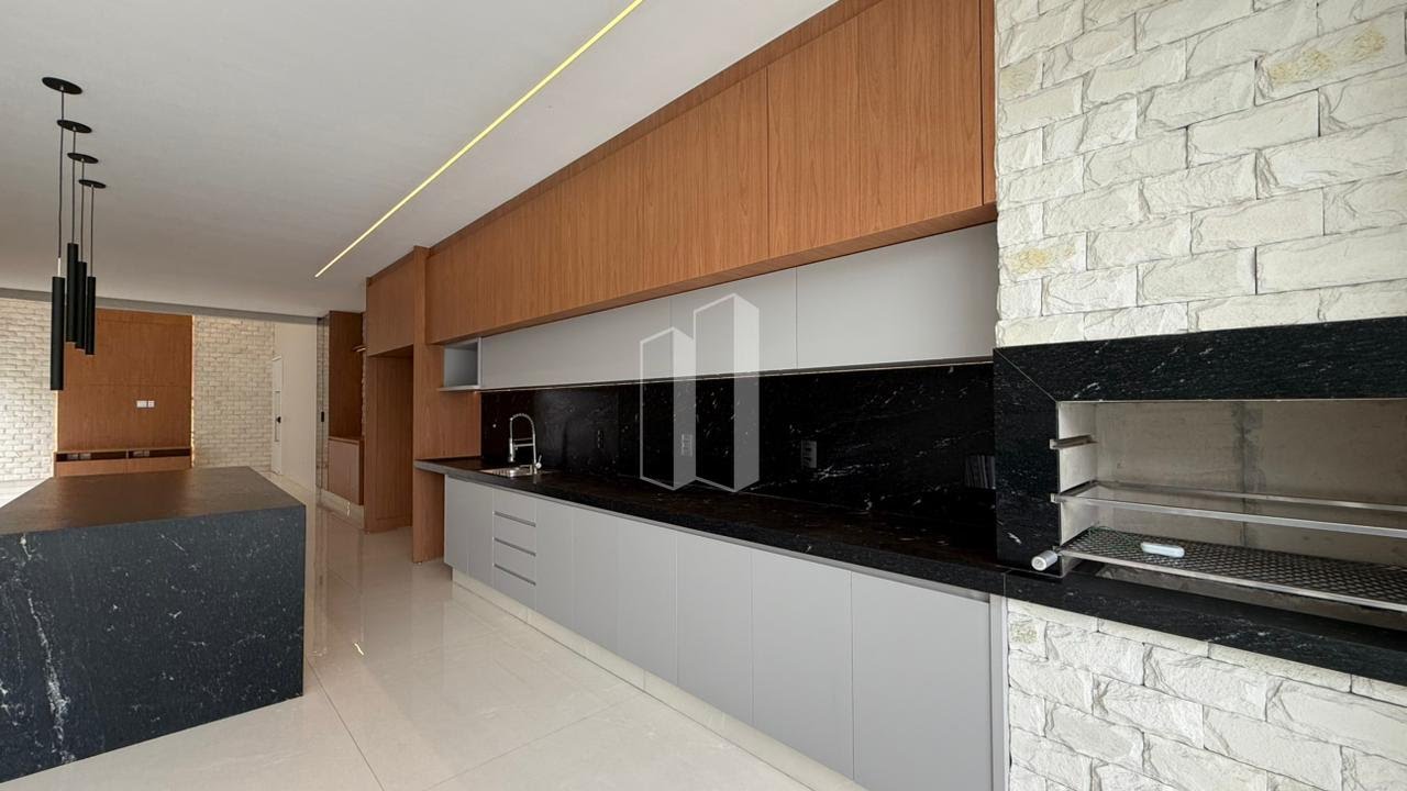 Casa à venda com 4 quartos, 4 suítes, 4 vagas e 207m² no Jardim Europa, Goiânia (GO) — foto 19 de 30