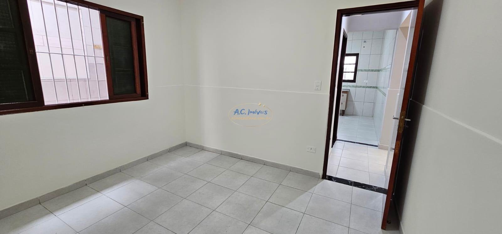 Casa à venda com 2 quartos, 1 suíte, 4 vagas e 135m² no Maracana, Praia Grande (SP) — foto 23 de 30