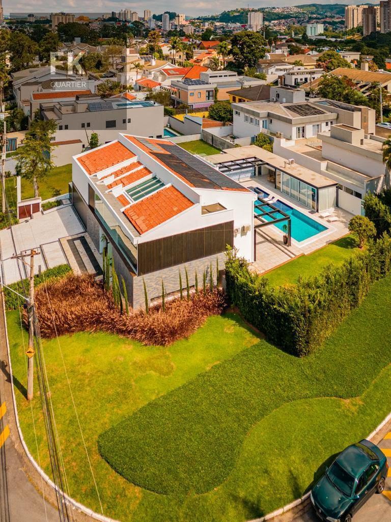 Casa à venda com 4 quartos, 4 suítes, 6 vagas e 900m² no Alphaville Residencial Dois, Barueri (SP) — foto 8 de 12