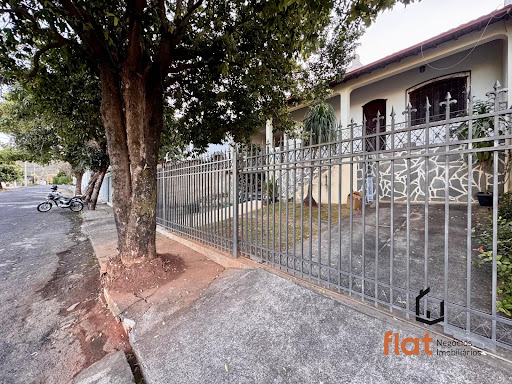 Casa à Venda no bairro São José, Pará de Minas | 196,9m²