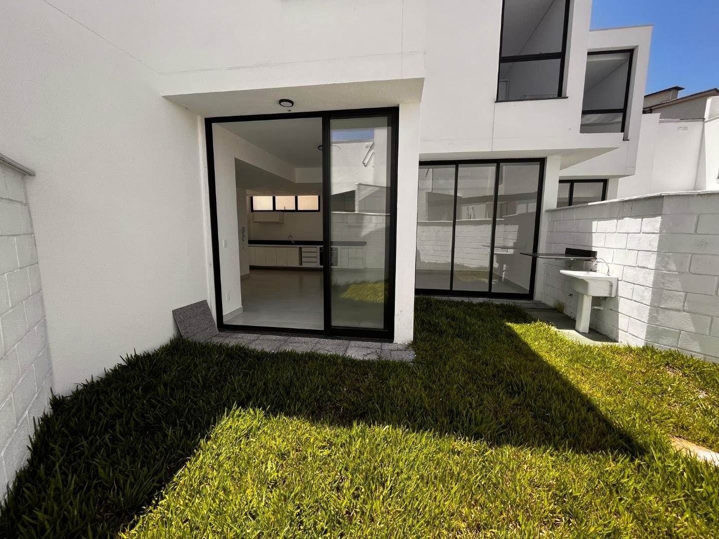 Casa para alugar com 3 quartos, 3 banheiros, 2 vagas e 128m² no Itaguá, Ubatuba (SP) — foto 3 de 19