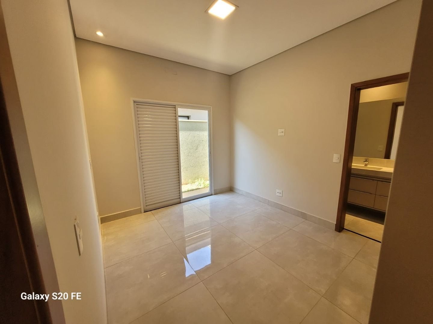 Casa à venda com 4 quartos, 4 suítes, 4 vagas e 185m² no Loteamento Terras de Florença, Ribeirão Preto (SP) — foto 29 de 30