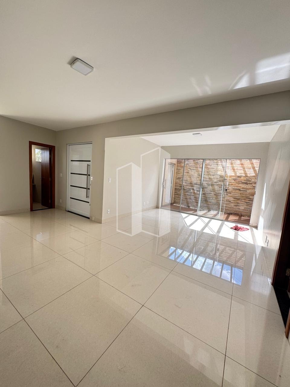 Casa à venda com 4 quartos, 2 suítes, 4 vagas e 260m² no Jardim América, Goiânia (GO) — foto 5 de 21