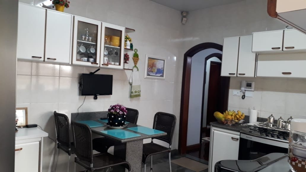 casa-a-venda-3-quartos-3-suites-2-vagas-tibery-ube