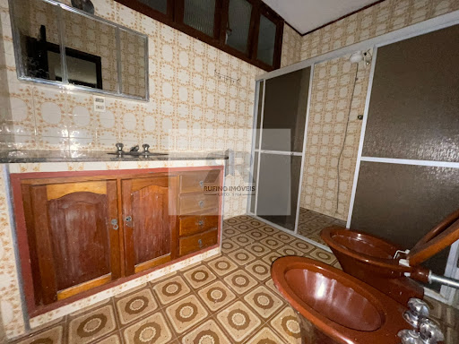 Casa em Beira Rio  -  Cataguases