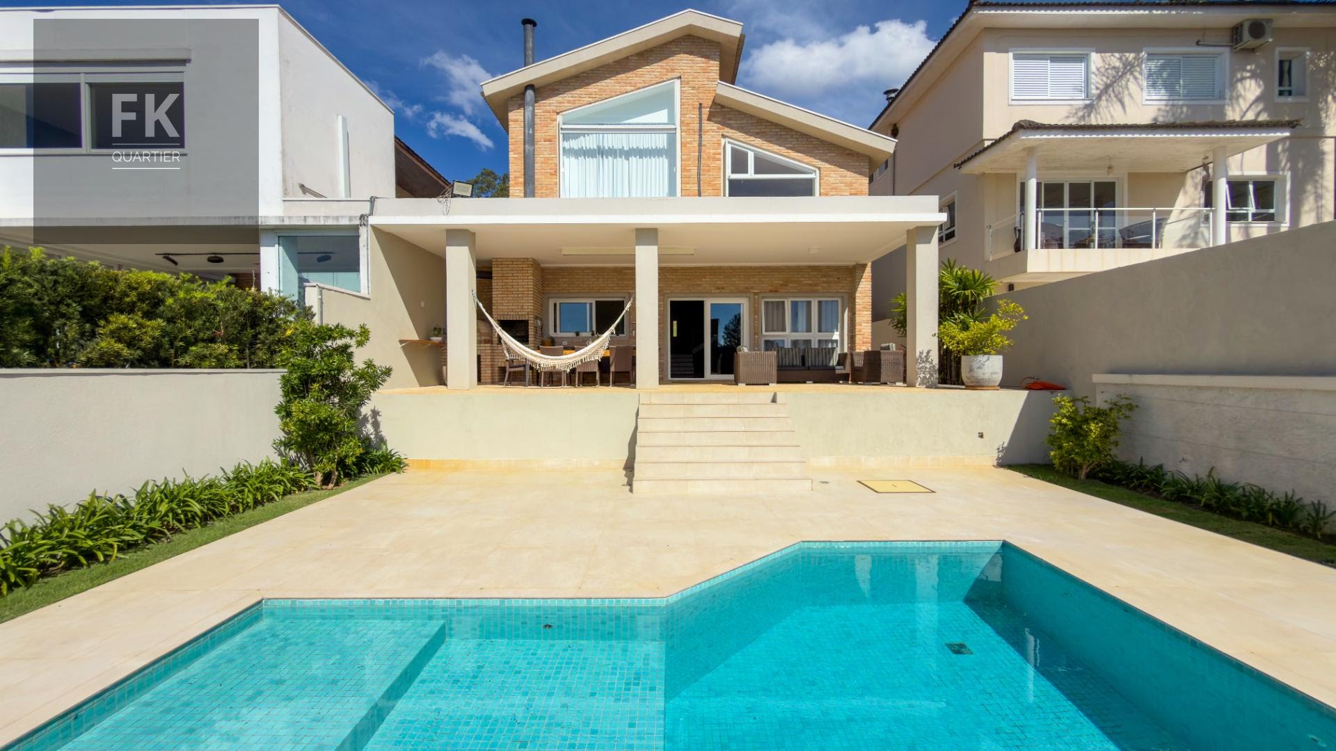 Casa à venda com 4 quartos, 2 suítes, 4 vagas e 334m² no Residencial Morada dos Lagos, Barueri (SP) — foto 2 de 30