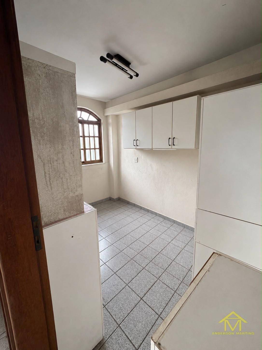 Casa à venda com 5 quartos, 3 banheiros, 2 vagas e 360m² no Ibes, Vila Velha (ES) — foto 17 de 20