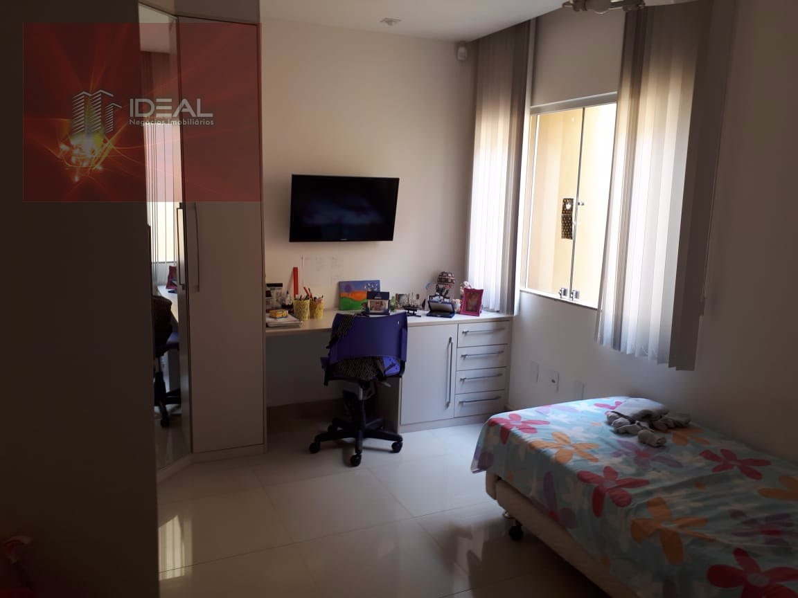 Casa à venda com 4 quartos, 1 suíte, 4 vagas e 168m² no Parque Aurora, Campos dos Goytacazes (RJ) — foto 21 de 26