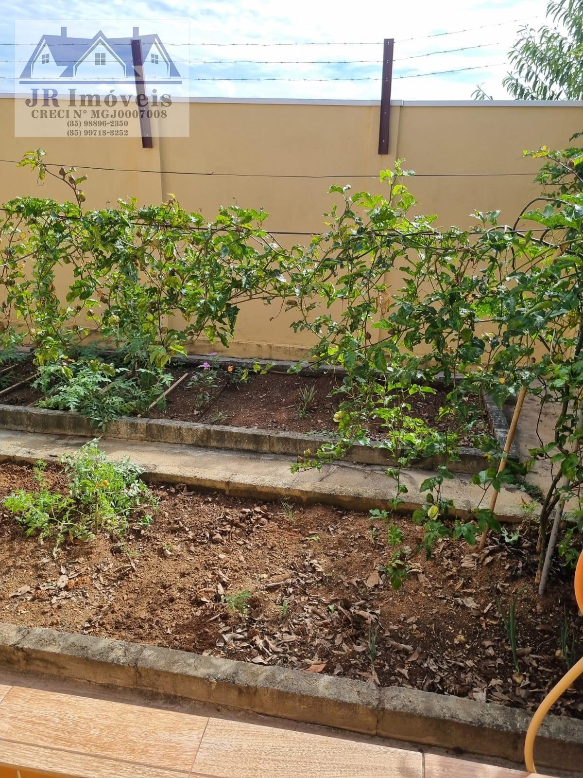 Casa à venda com 1 quarto, 1 banheiro, 1 vaga e 250m² no Bairro Santa Barbara, Piranguinho (MG) — foto 27 de 30