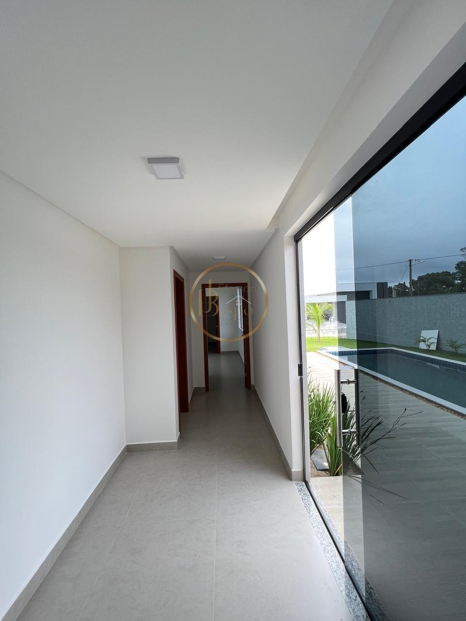 Casa à venda com 3 quartos, 3 suítes, 2 vagas e 230m² no Orla Norte, Porto Seguro (BA) — foto 5 de 9