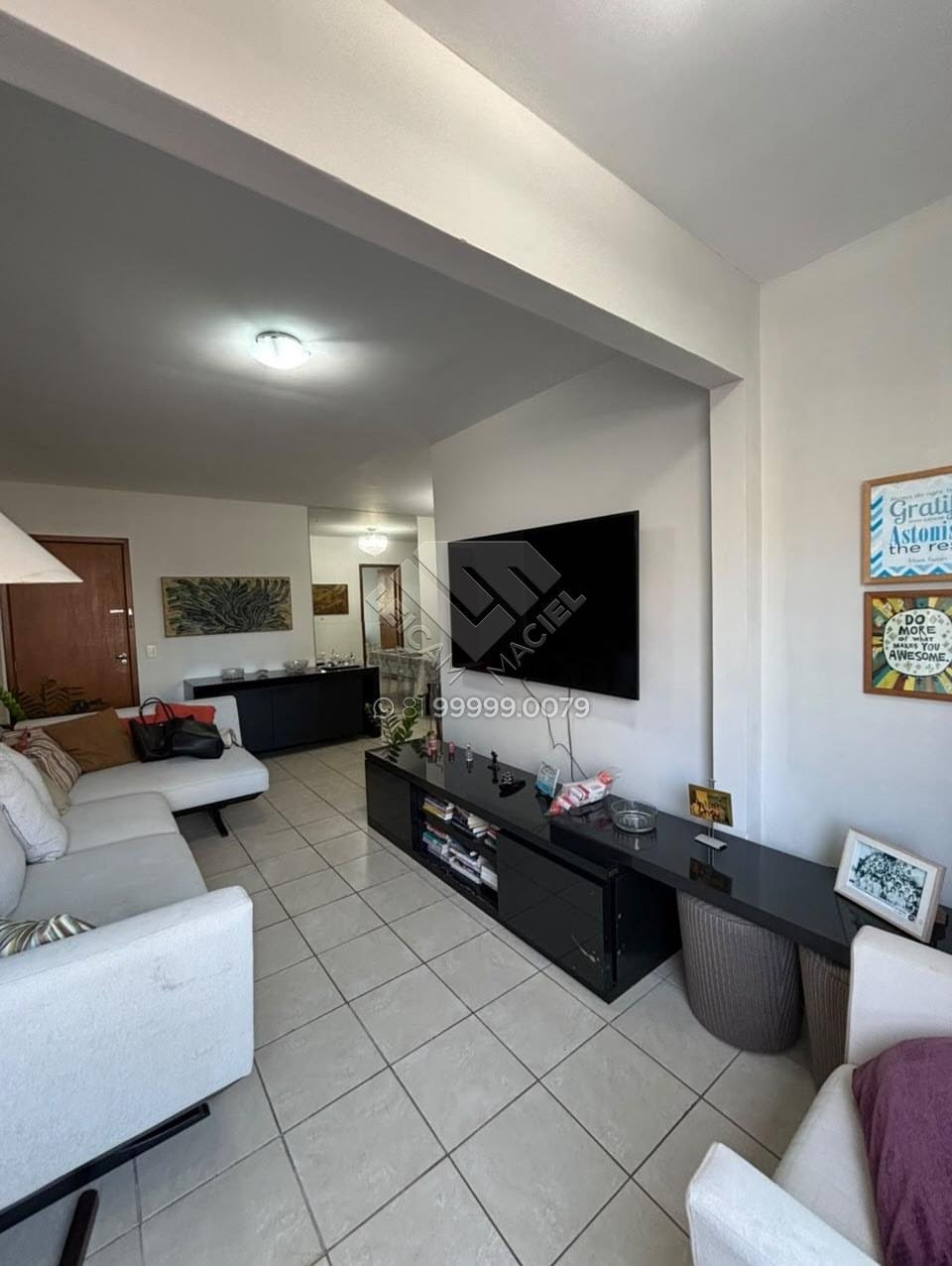Compre Apartamento à venda em Casa Forte, Recife. 80m², 3 quartos (2 suítes), sala ampliada e área de lazer completa no Edf. Álamo. Agende visita hoje com Leicam Maciel