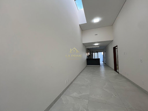 Casa à venda no Condomínio Villagio Wanel – Sorocaba/SP 220m² de área construída, 05 dormitórios, sendo 3 suítes e 04 vagas de garagem.