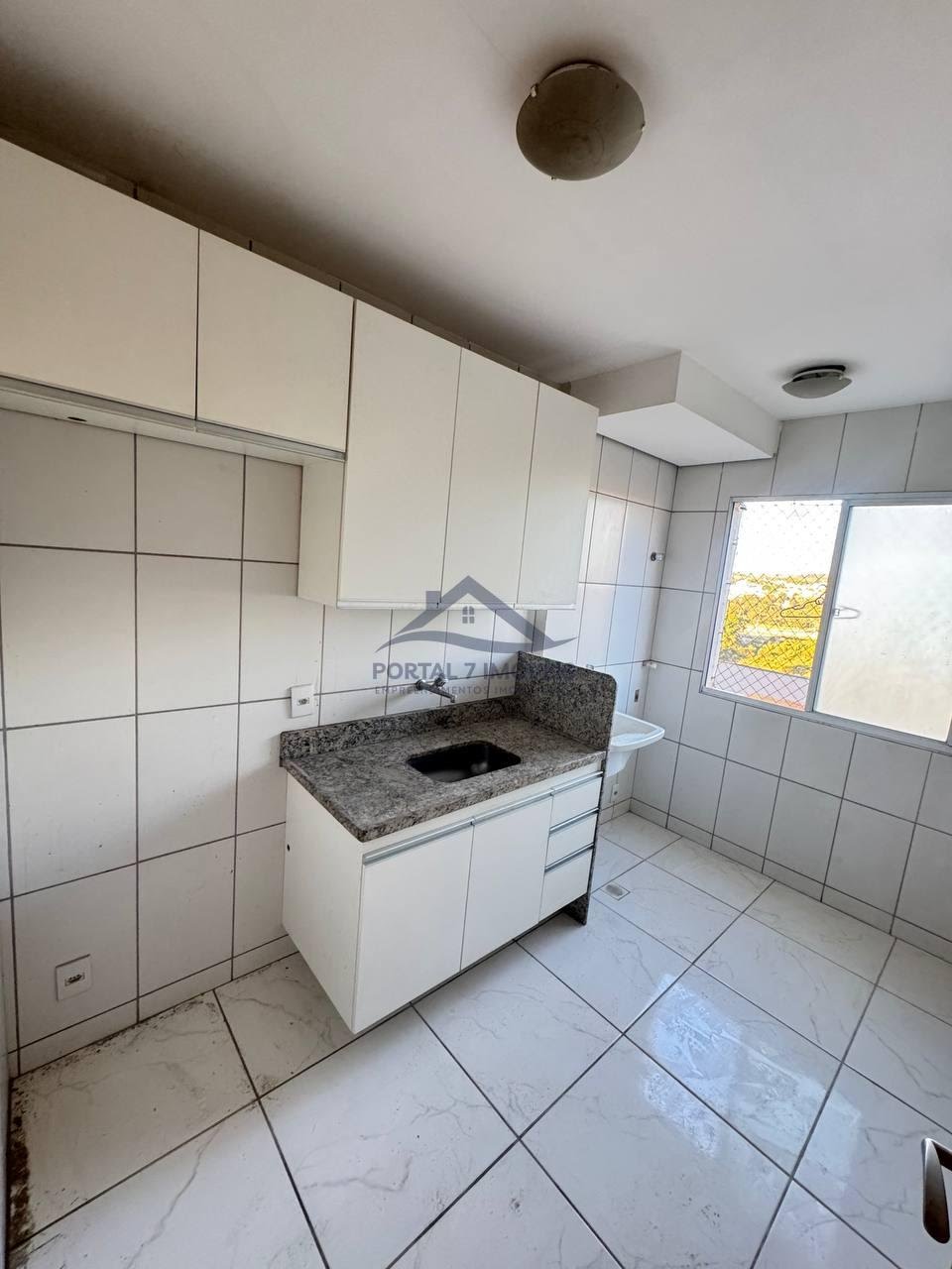 Apartamento à venda com 2 quartos, 1 banheiro, 1 vaga e 58m² no Vale das Palmeiras, Sete Lagoas (MG) — foto 7 de 10