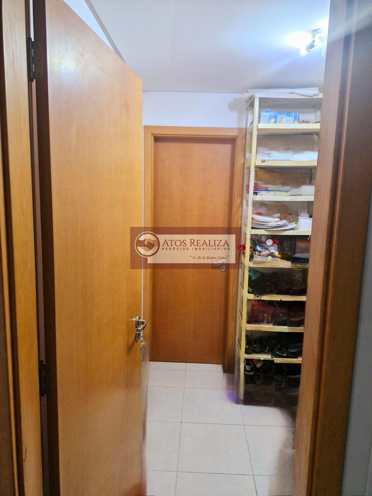 Casa para alugar com 2 suítes, 4 vagas e 215m² no Bolsão de Interlagos, São Paulo (SP) — foto 9 de 29