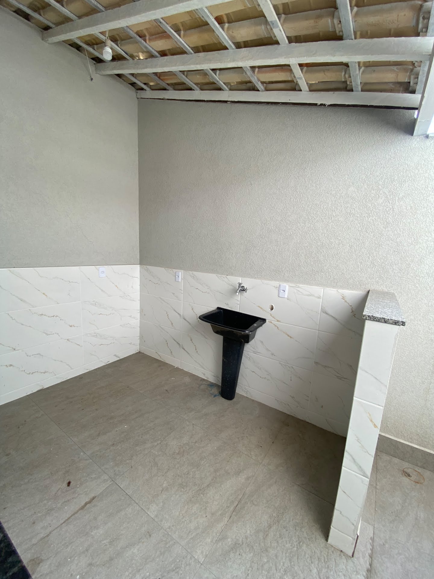 Casa à venda com 2 quartos, 1 suíte, 1 vaga e 110m² no Vargem Grande, Rio de Janeiro (RJ) — foto 5 de 8