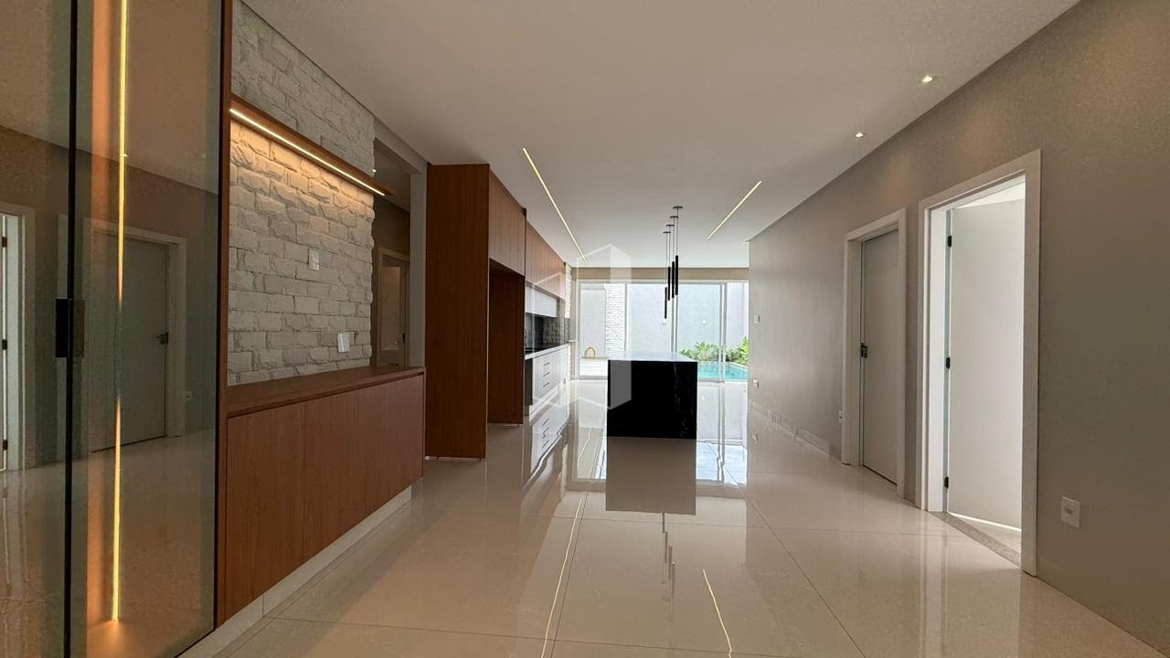 Casa à venda com 4 quartos, 4 suítes, 4 vagas e 207m² no Jardim Europa, Goiânia (GO) — foto 14 de 30