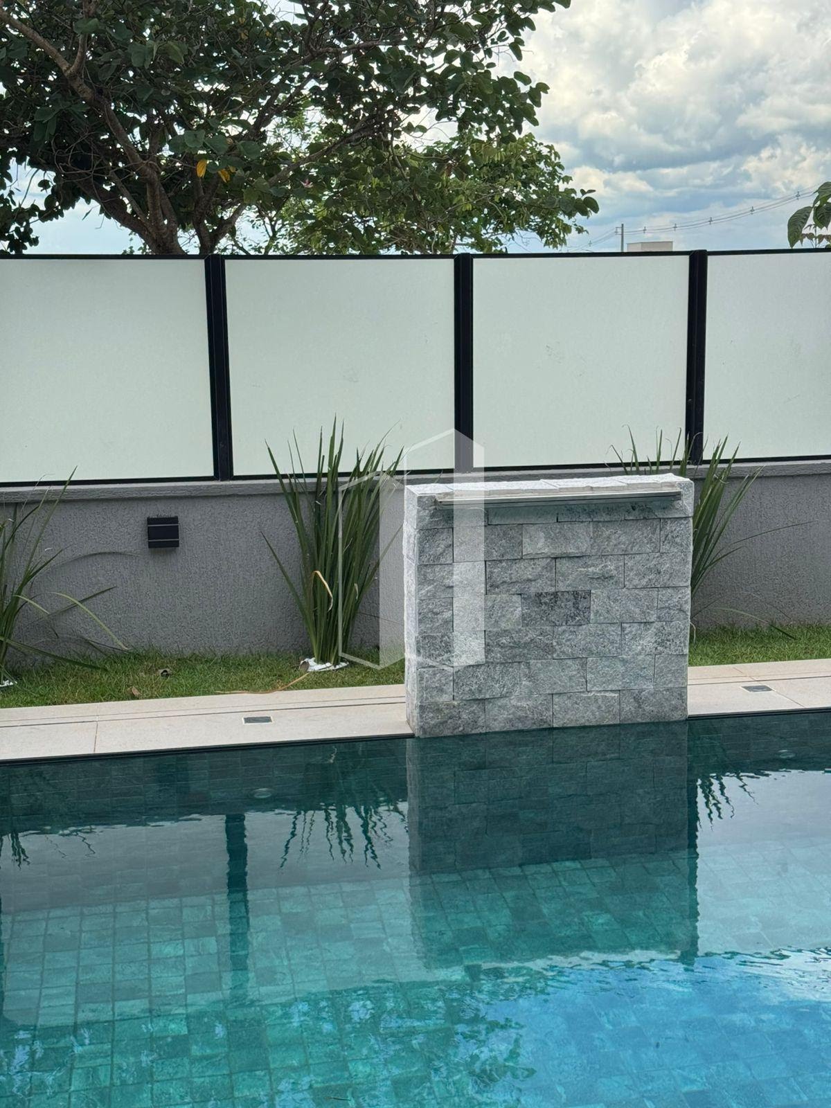 Casa à venda com 3 quartos, 3 suítes, 4 vagas e 206m² no Terras Alpha Residencial 1, Senador Canedo (GO) — foto 15 de 28