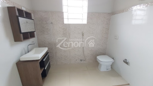 Apartamento Kitnet em Centro  -  Adamantina