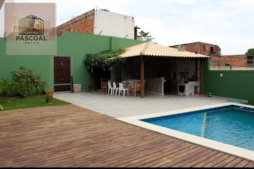 "Casa no Condomínio Granja Corriente- 5 Dormitórios à Venda"