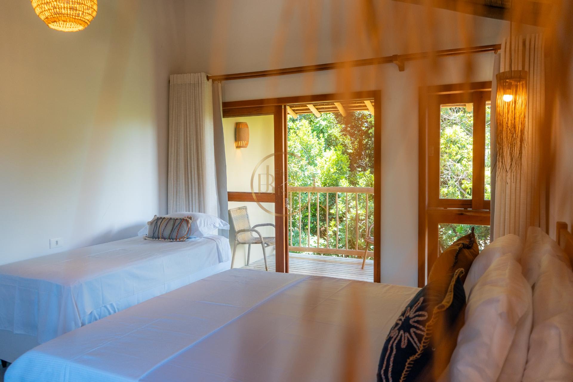 Casa à venda com 4 quartos, 4 suítes, 3 vagas e 136m² no Estrada de Trancoso, Porto Seguro (BA) — foto 17 de 22
